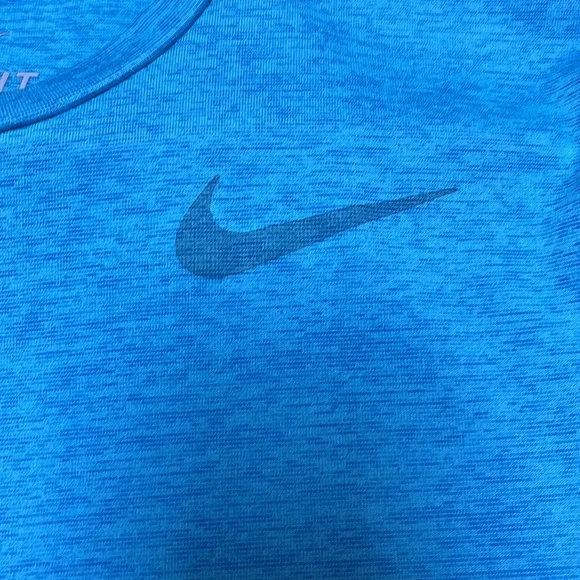 EUC Nike Athletic T-shirt - Picture 2 of 8